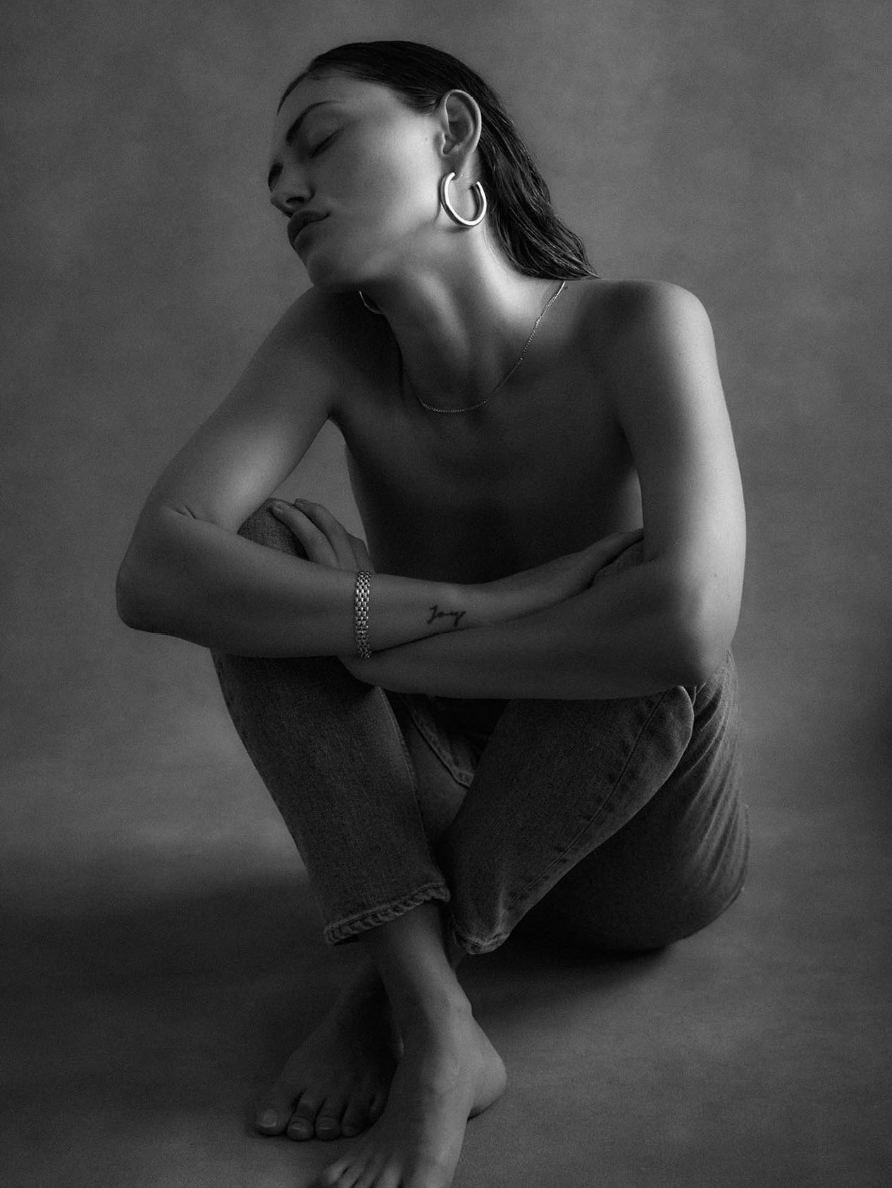 Phoebe Tonkin nude. Photo - 43