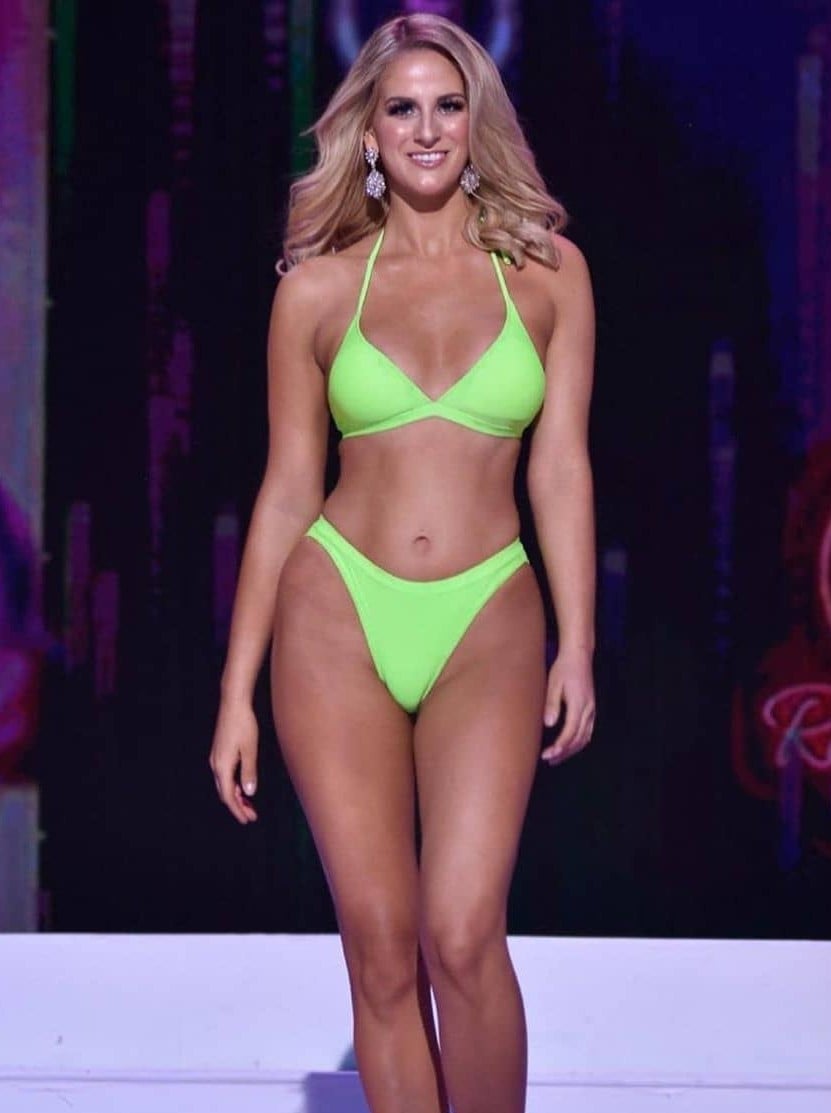 Lauralyn Vermeersch Nackt. Fotografie - 3