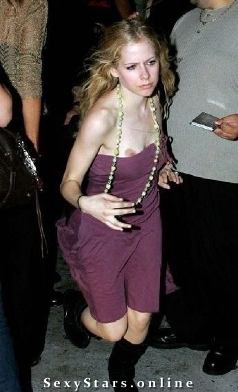 Avril Lavigne nahá. Fotka - 38