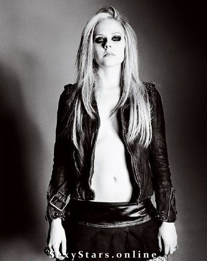 Avril Lavigne nahá. Fotka - 42