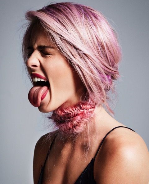 Emily Bett Rickards Nago. Zdjęcia - 17
