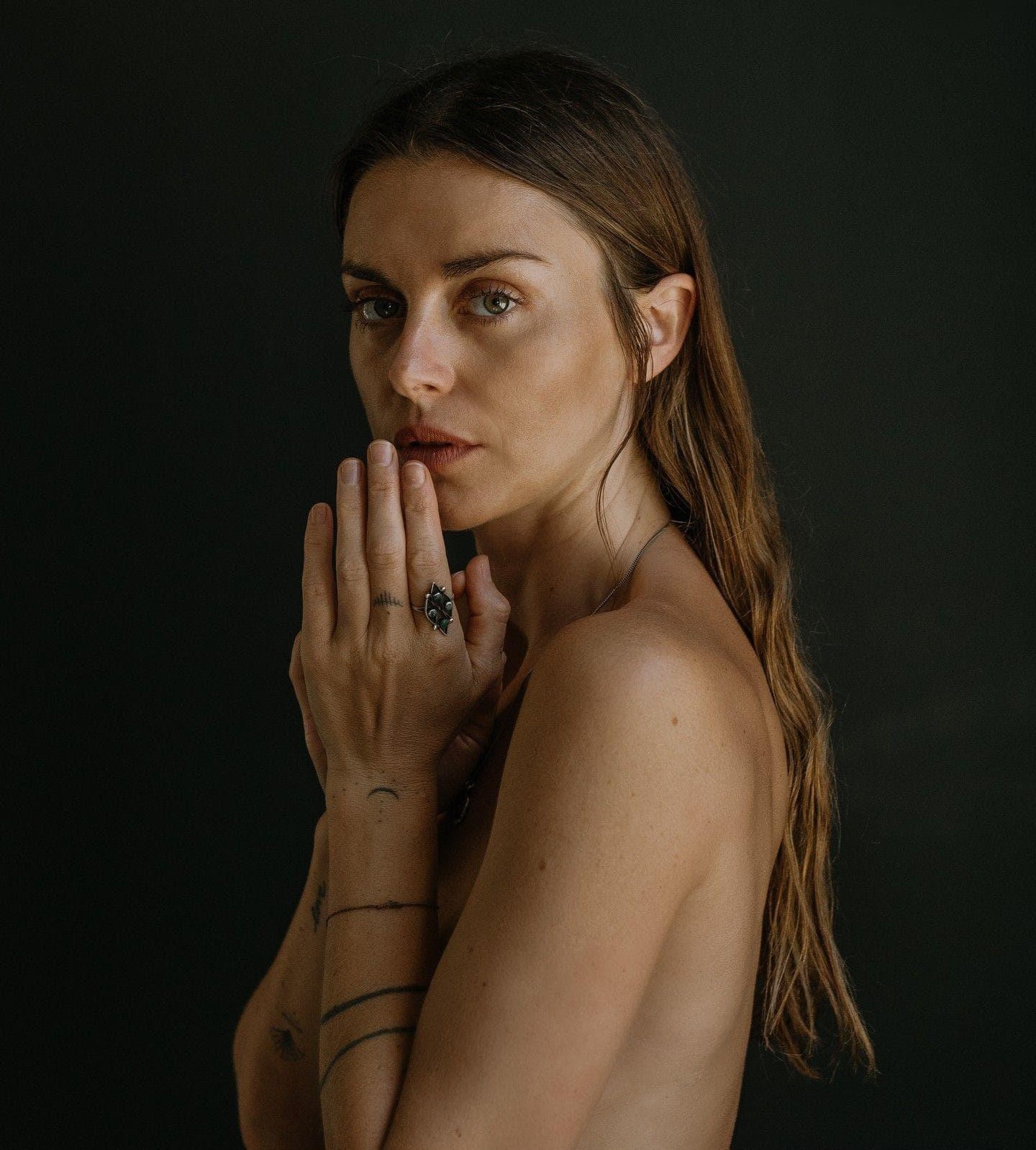 Kaelen Ohm Nackt. Fotografie - 2