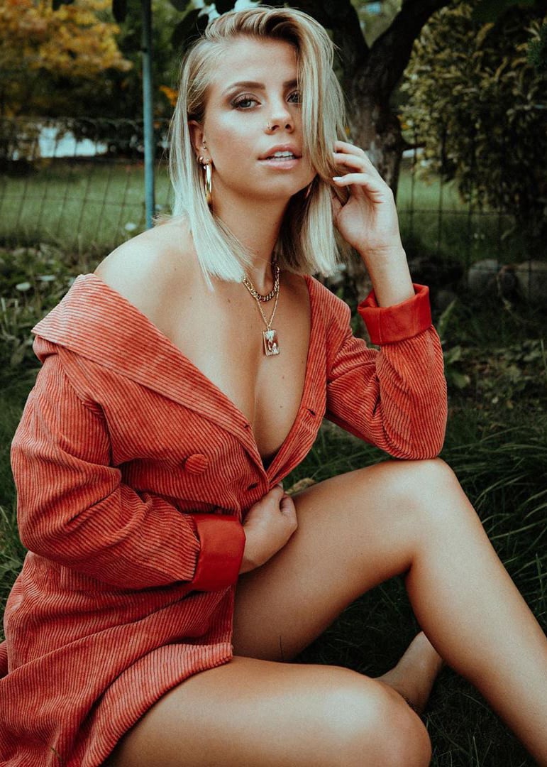 Chiara Castelli Nackt. Fotografie - 2