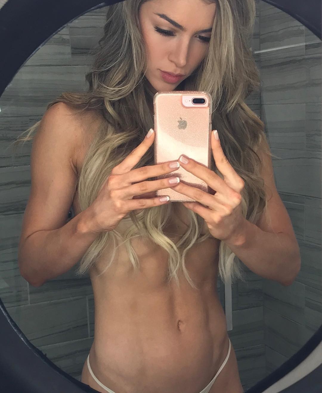 Anllela Sagra nude. Photo - 23
