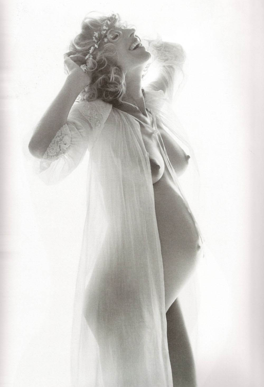 Ева Герцигова голая. Фото - 40