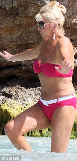Ivana Trump nahá. Fotka - 11