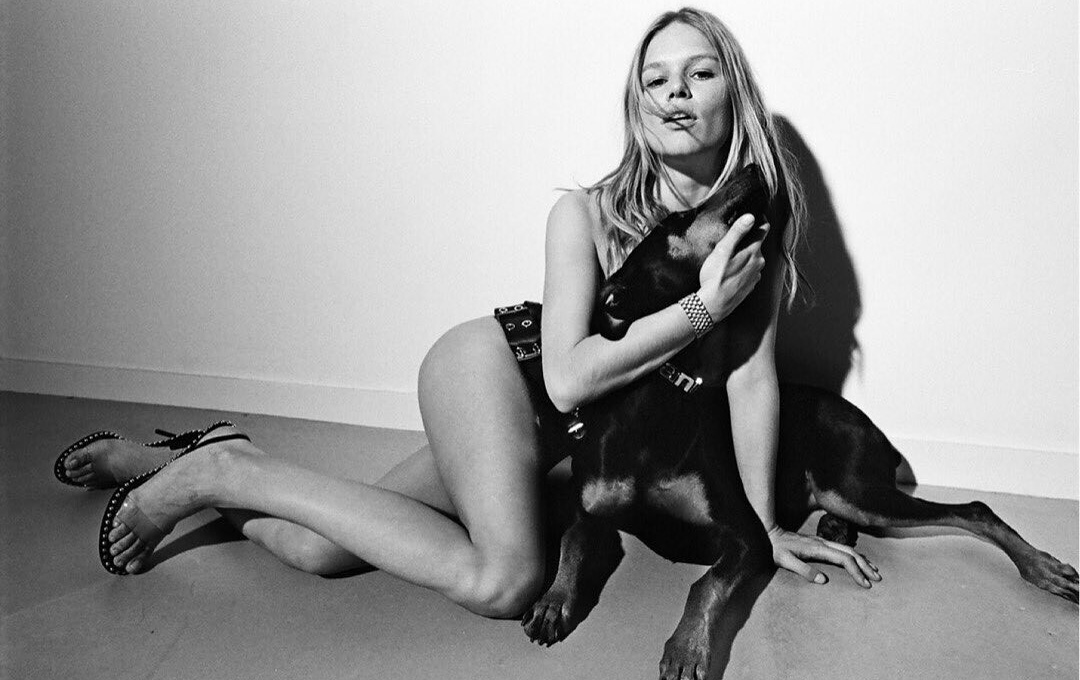 Anna Ewers Nackt. Fotografie - 52