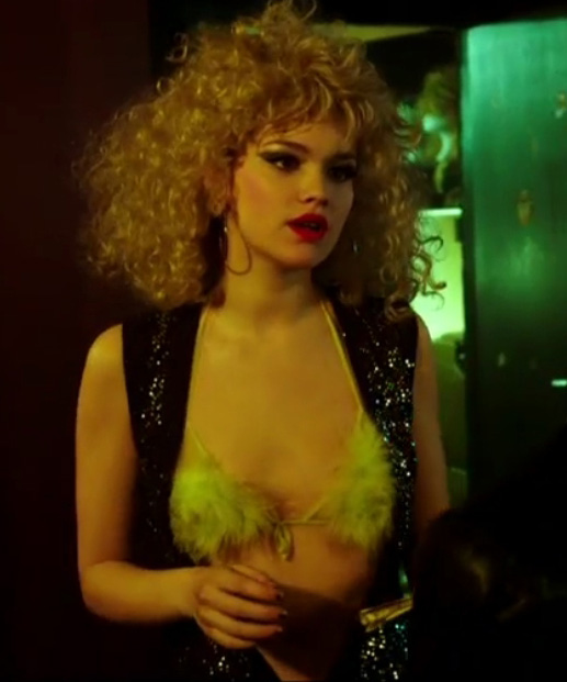 Emilia Schüle nude. Photo - 23