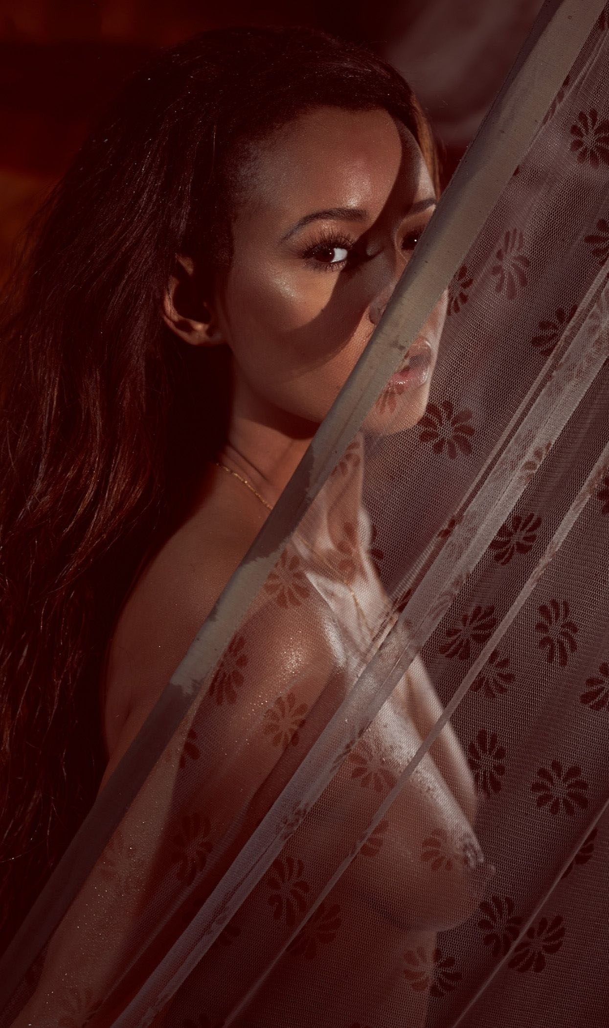 Gabriella De Almeida Rinne nude. Photo - 15