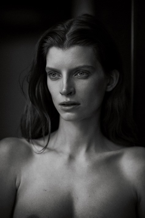 Julia Stegner nahá. Fotka - 40