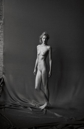 Julia Stegner nahá. Fotka - 44