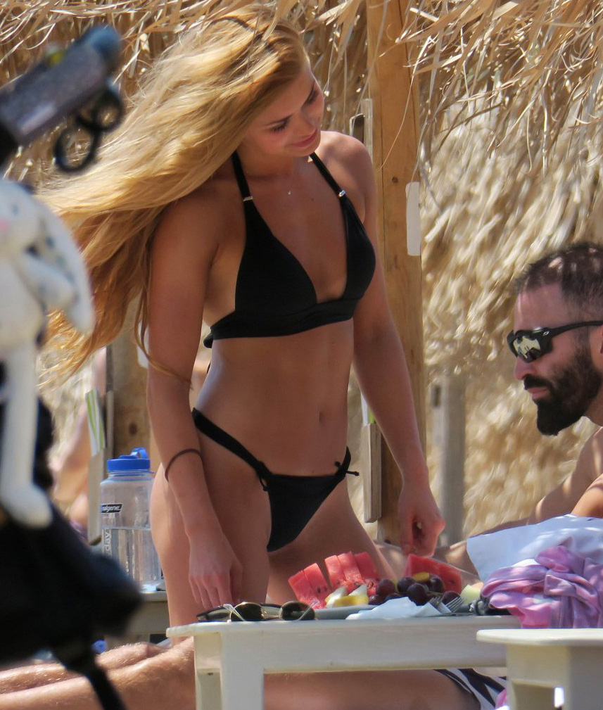 Pamela Reif nude. Photo - 2