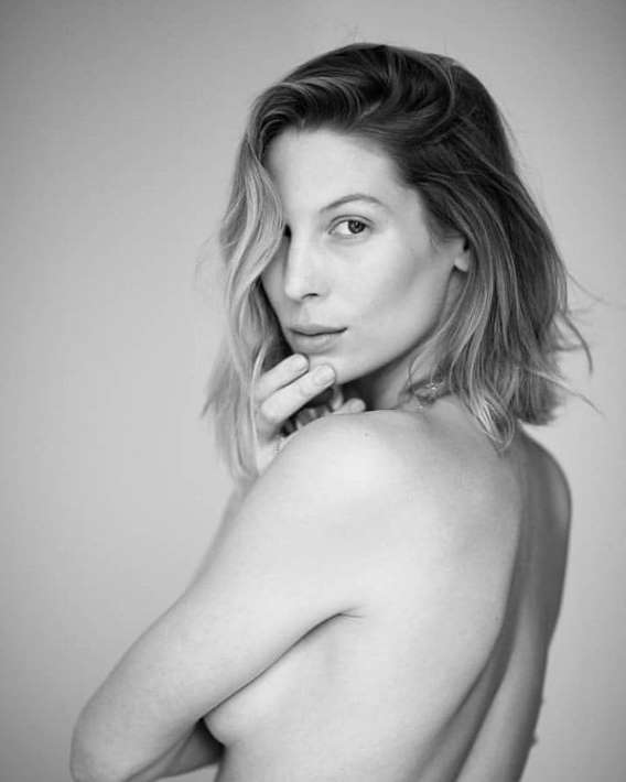 Sarah Brandner nude. Photo - 20