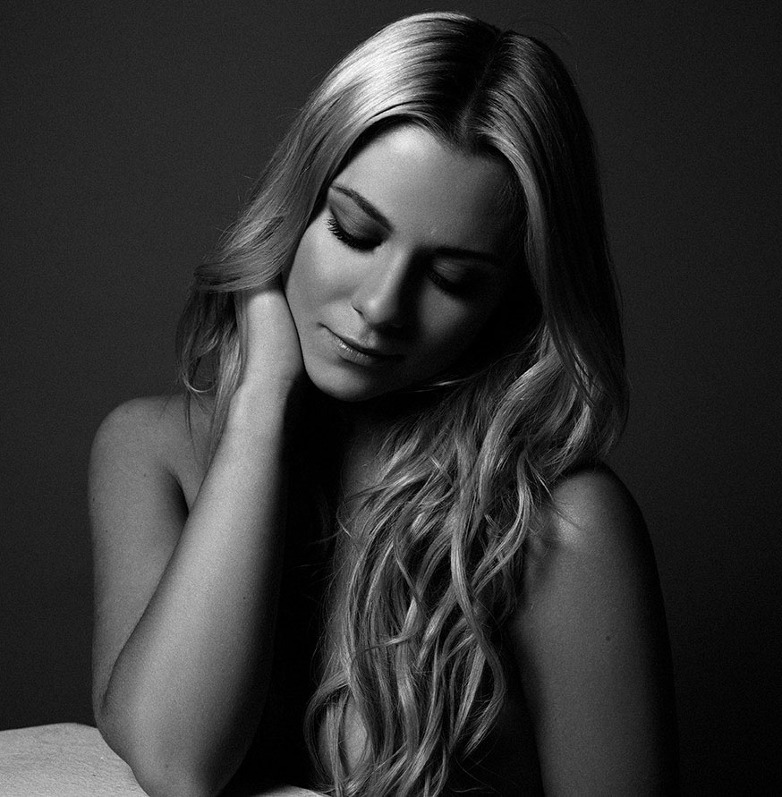 Valentina Pahde Nackt. Fotografie - 22