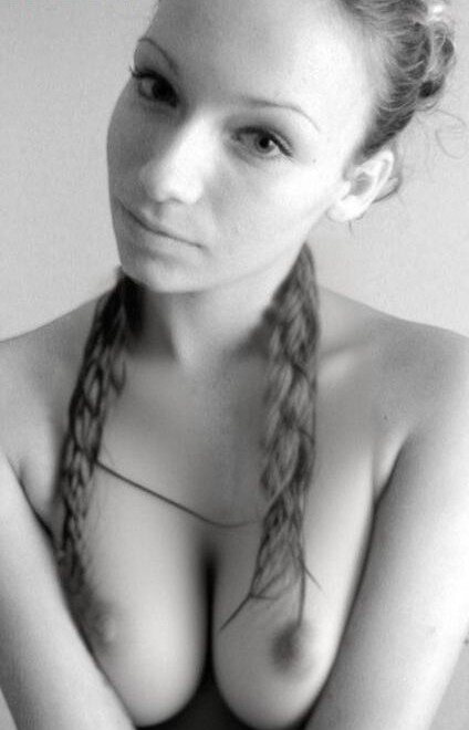 Visa Vie (Charlotte Mellahn) Nackt. Fotografie - 5