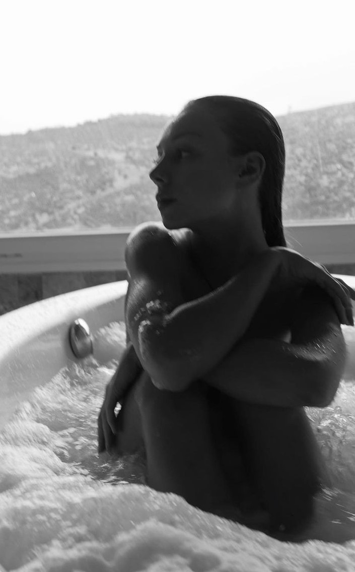 Ester Expósito Nackt. Fotografie - 13