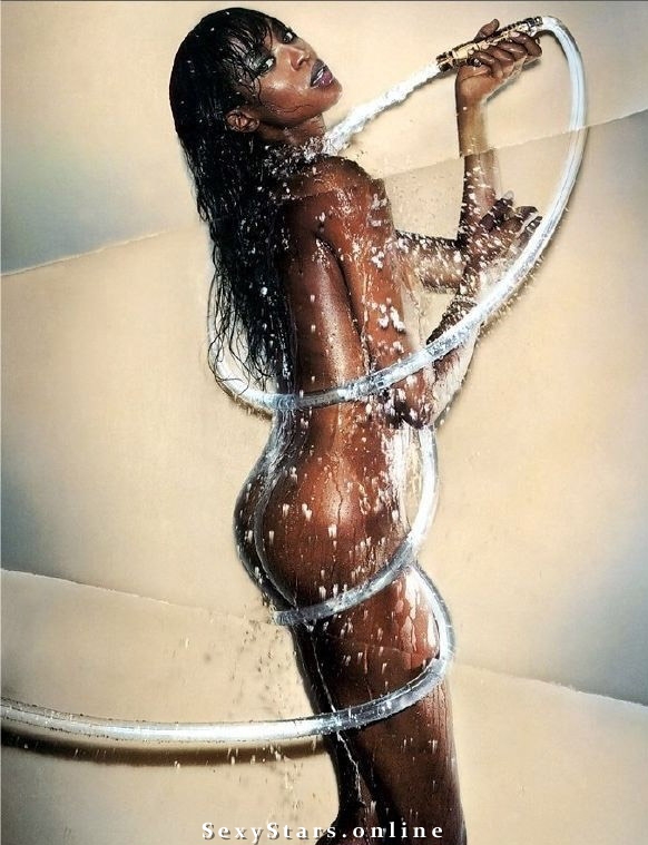 Naomi Campbell nahá. Fotka - 38