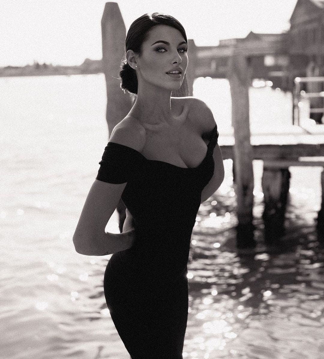 Carolina Stramare Nackt. Fotografie - 1