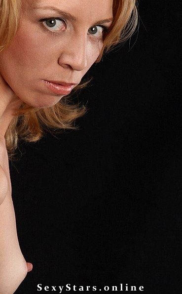 Елена Хрусталева голая. Фото - 1