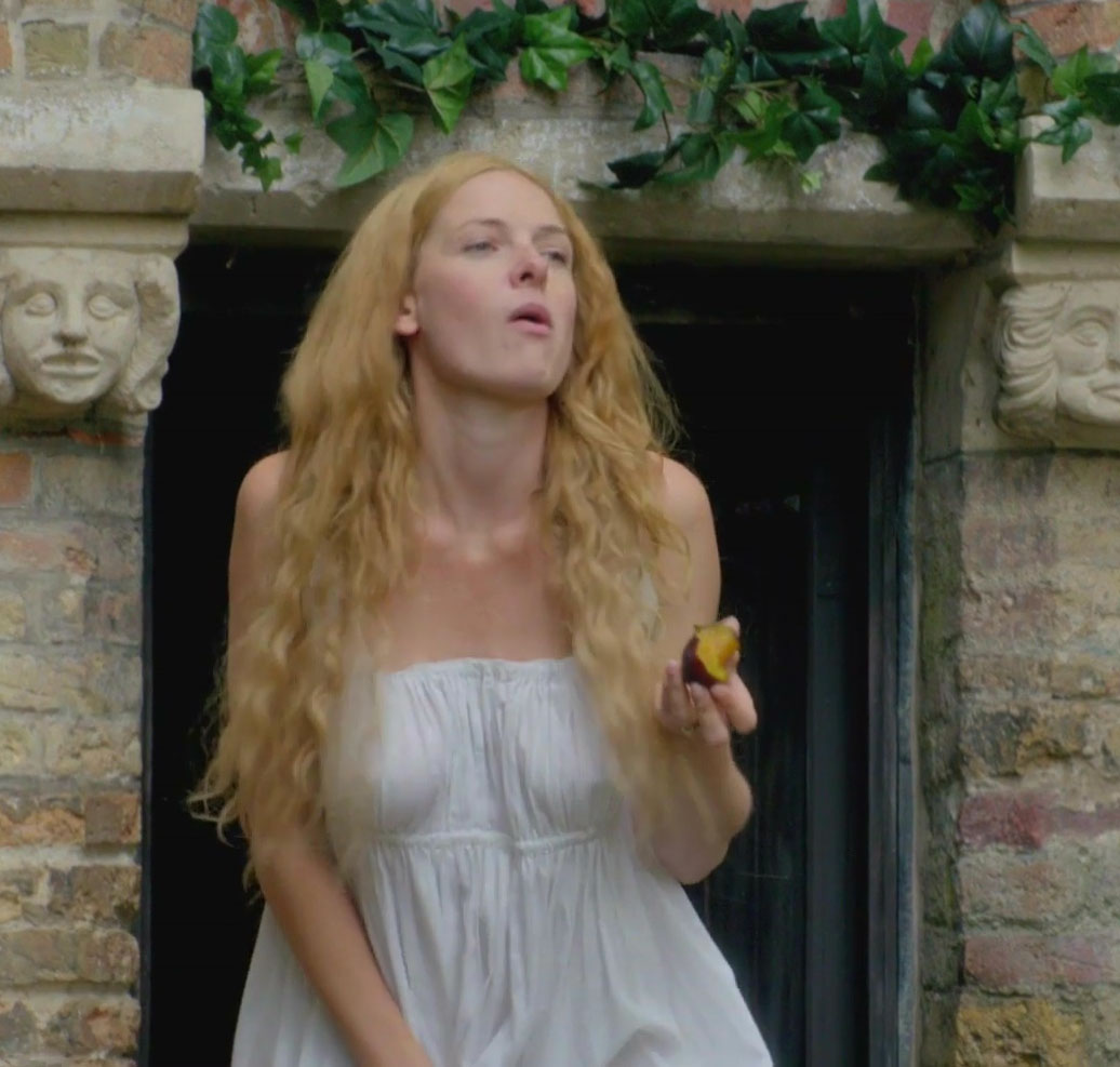 Rebecca Ferguson Nackt. Fotografie - 1