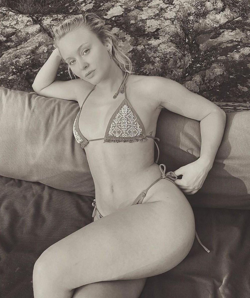 Zara Larsson Nackt. Fotografie - 23