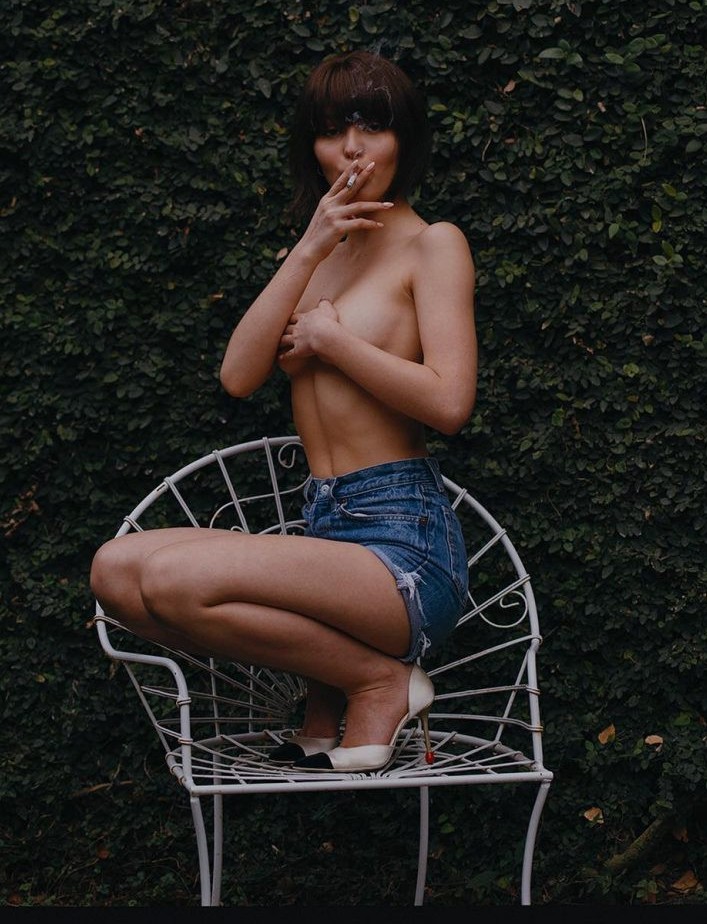 Lily-Rose Depp nude. Photo - 21