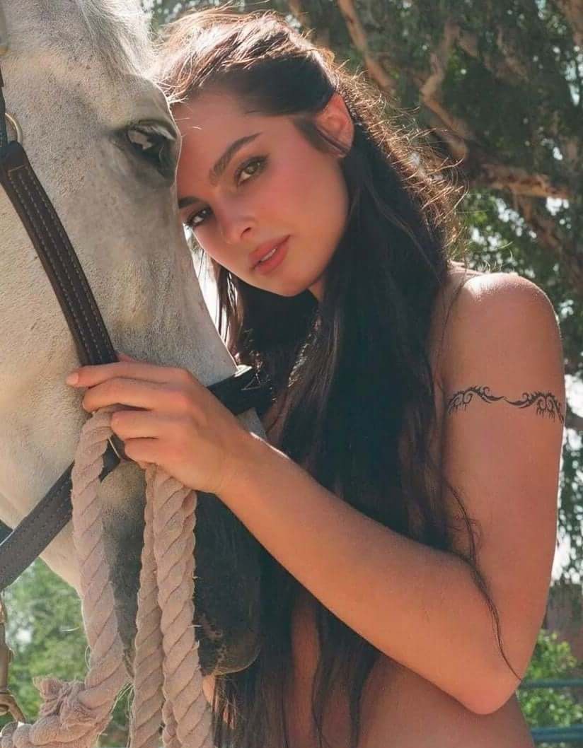 Addison Rae Nackt. Fotografie - 49