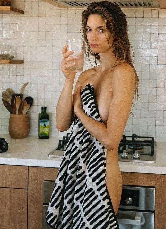 Elisabeth Giolito Nackt. Fotografie - 8