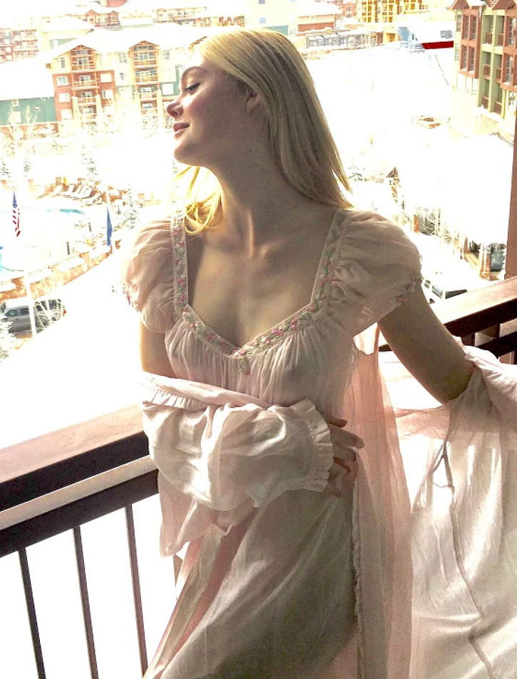 Elle Fanning Nackt. Fotografie - 9