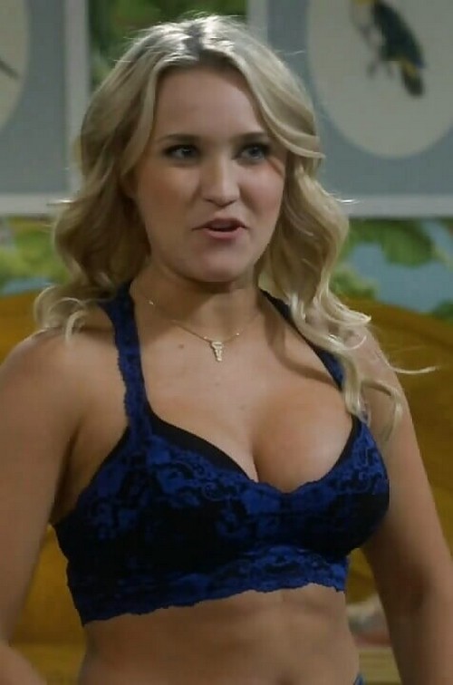 Emily Osment nahá. Fotka - 15