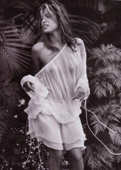 Eva Mendes nude. Photo - 11