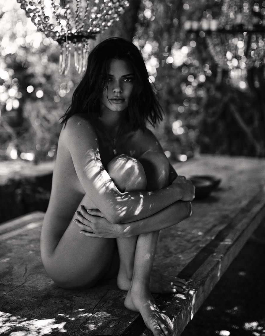 Кендалл Дженнер голая. Фото - 9