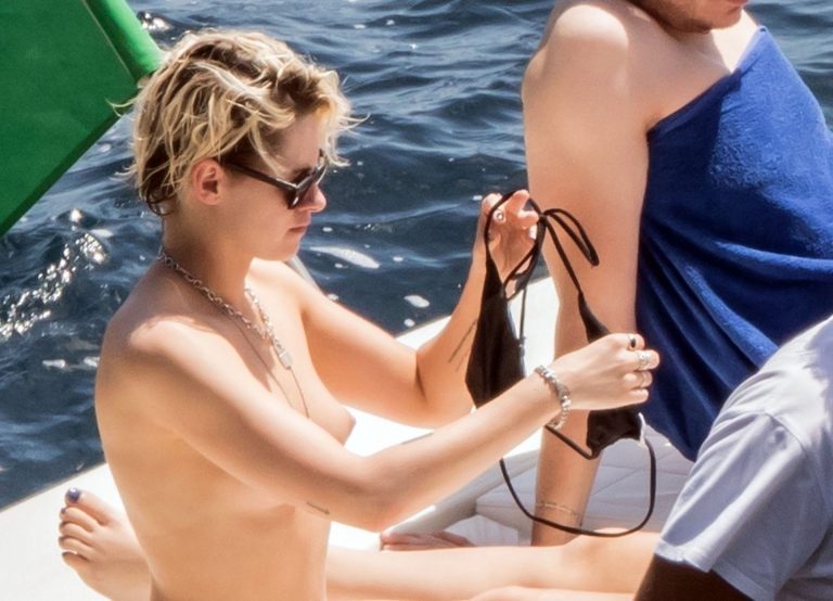 Kristen Stewart Nago. Zdjęcia - 16
