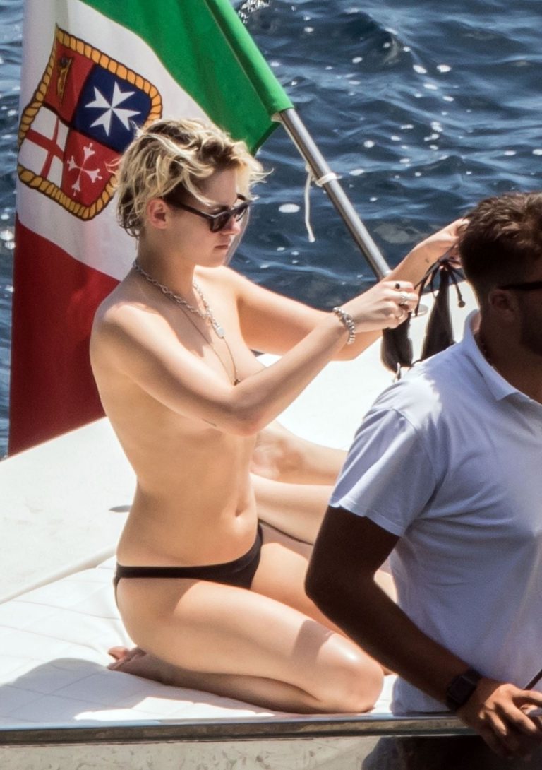 Kristen Stewart Nago. Zdjęcia - 20