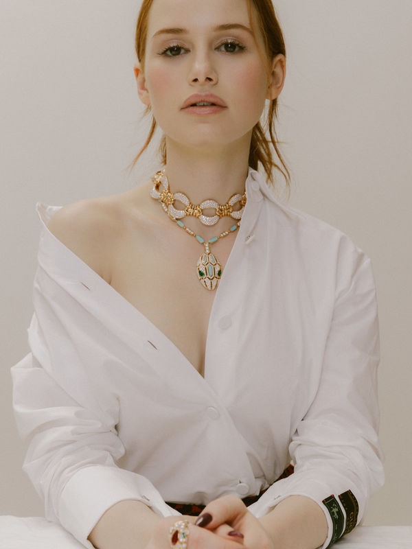Madelaine Petsch Nago. Zdjęcia - 9