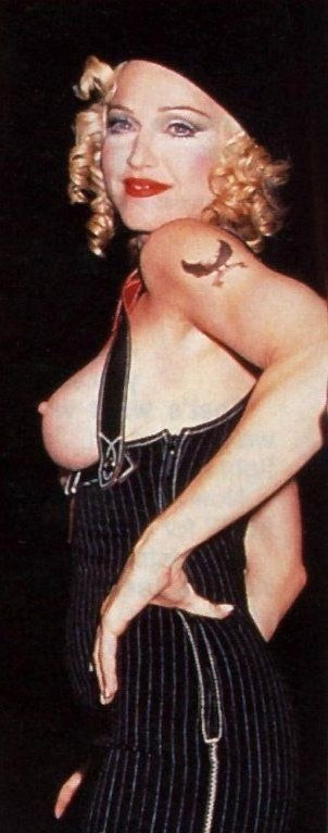 Madonna nahá. Fotka - 8
