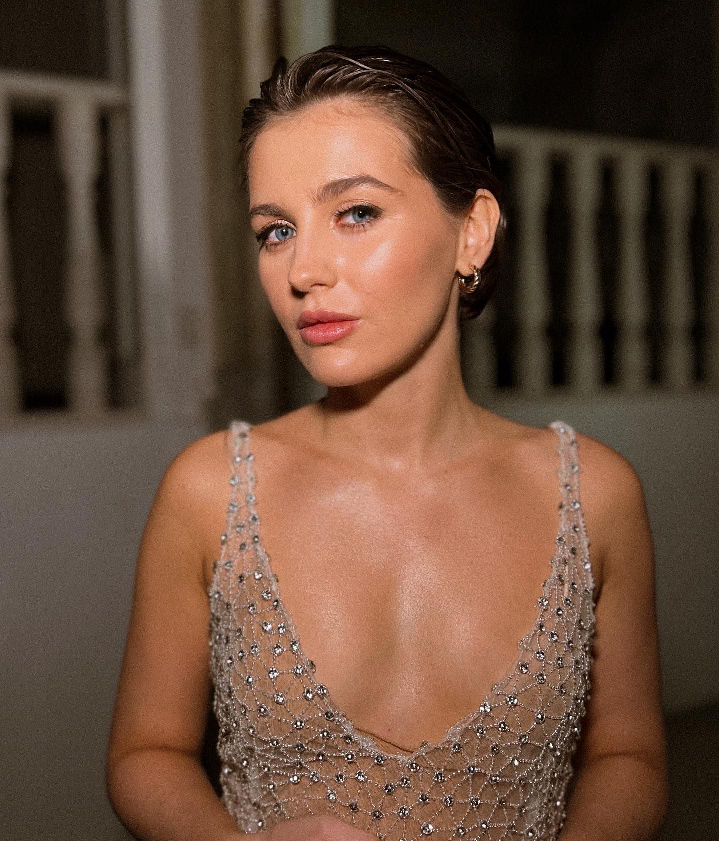 Maika Monroe nude. Photo - 7