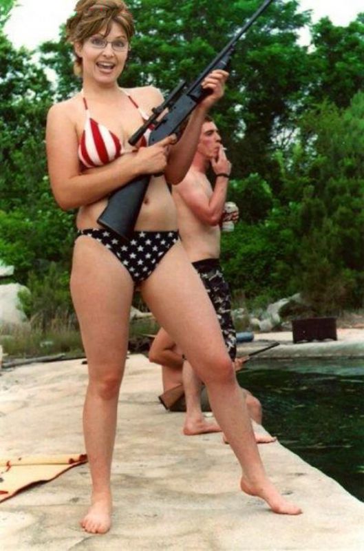 Sarah Palin nude. Photo - 3