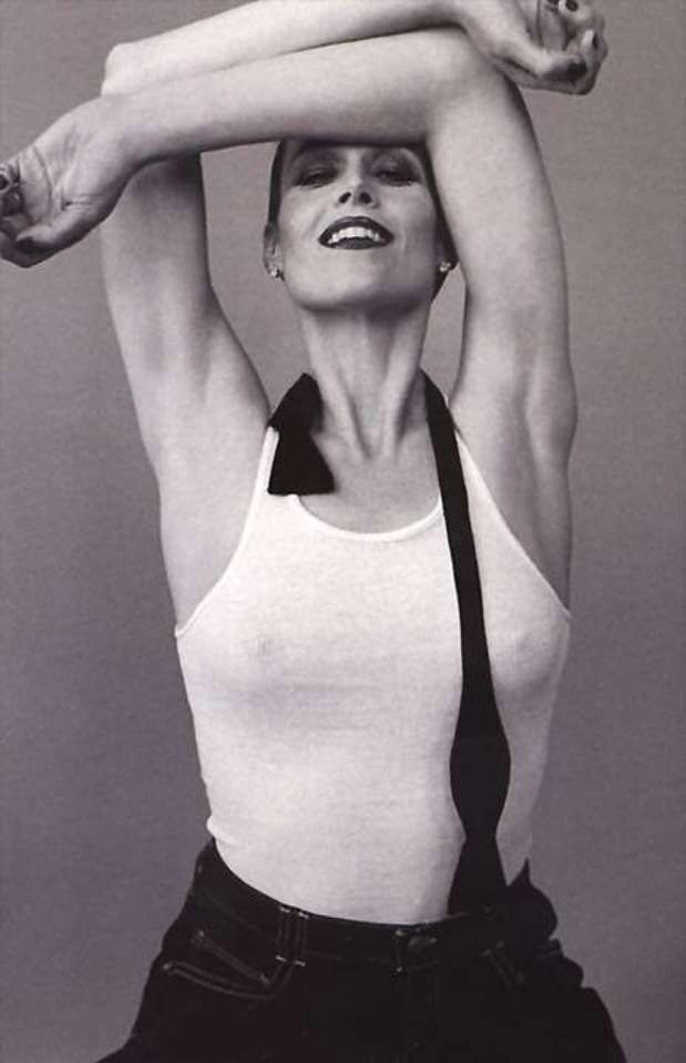 Sigourney Weaver nude. Photo - 1