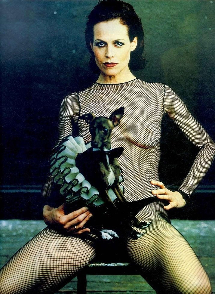 Sigourney Weaver nude. Photo - 6